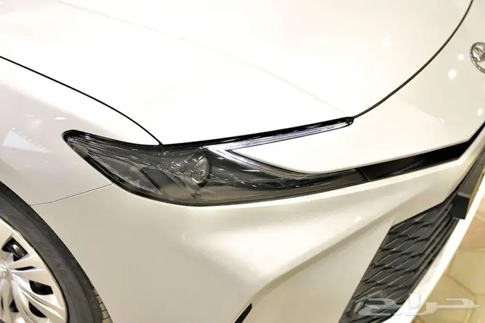 تويوتا كامري E استاندر 2025- الخضر للسيارات 14