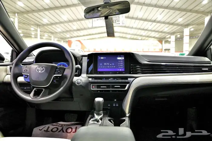 تويوتا كامري E استاندر 2025- الخضر للسيارات 22