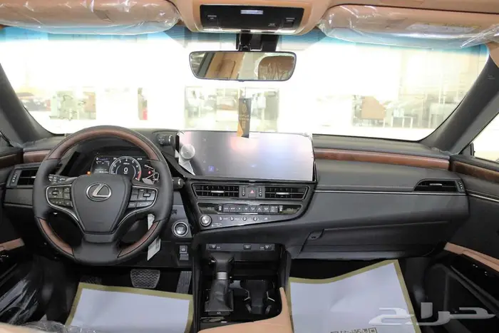 لكزس - ES250 لاكجيري - 2025 - نص فل - خليجي 9