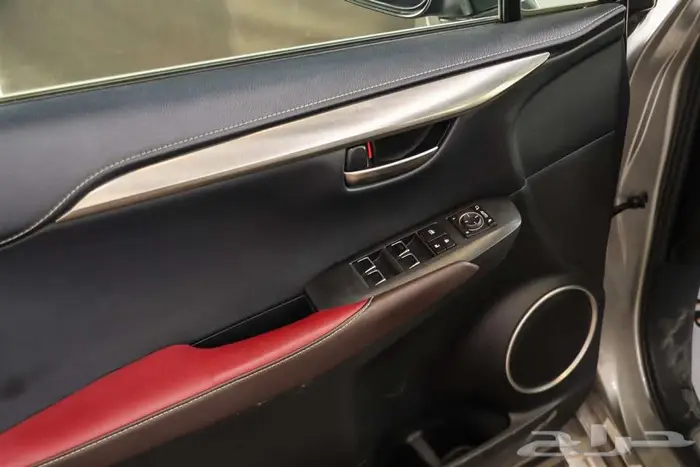 لكزس NX300 موديل 2019 14