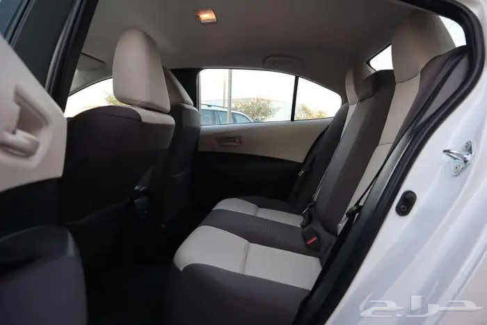 تويوتا كورولا 2.0 ستاتدر طيس و مطور جنوط بنزين2025 14