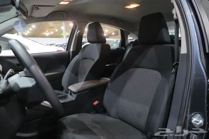 تويوتا يارس Y بلاس نص فل اربعة سلندر موديل 2024 14