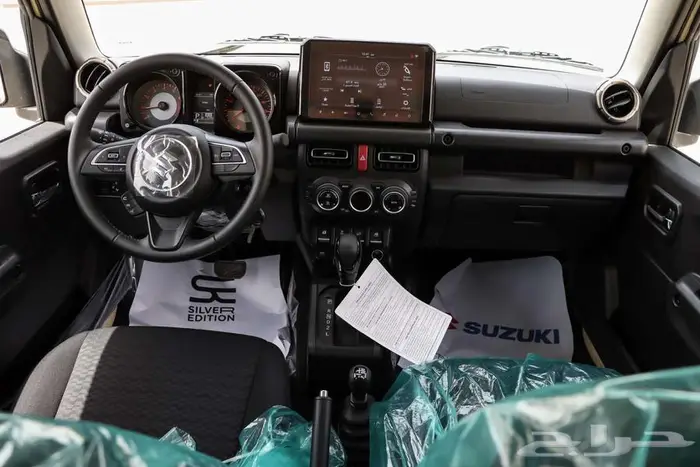 سوزوكي جمني 2025 بابين 6