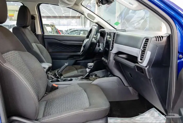 فورد رينجر XLT موديل 2023 ديزل اصفار - تقسيط ونقدا 8