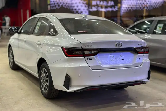 تويوتا يارس Y ستاندر 2026 3