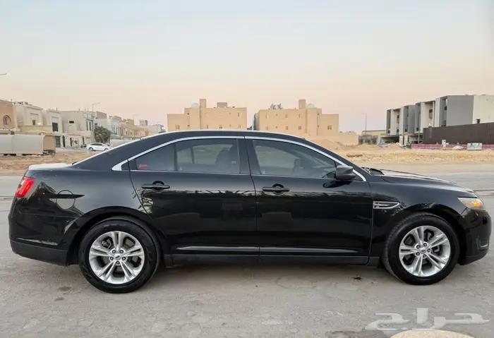 فورد تورس 2014 ستاندرد 10