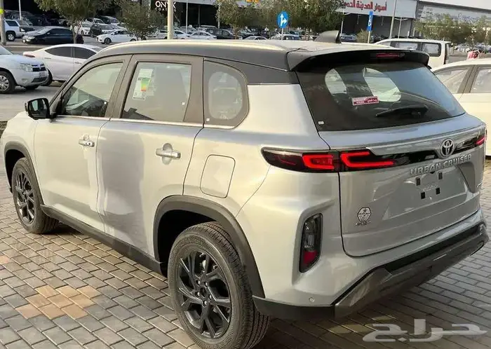 تويوتا اوربان كروزر فل كامل 2026 5