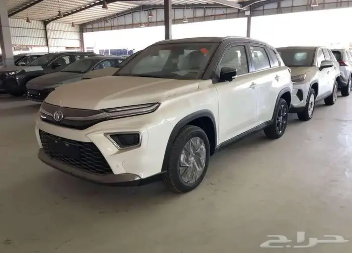 تويوتا اوربان كروزر فل كامل 2026 4