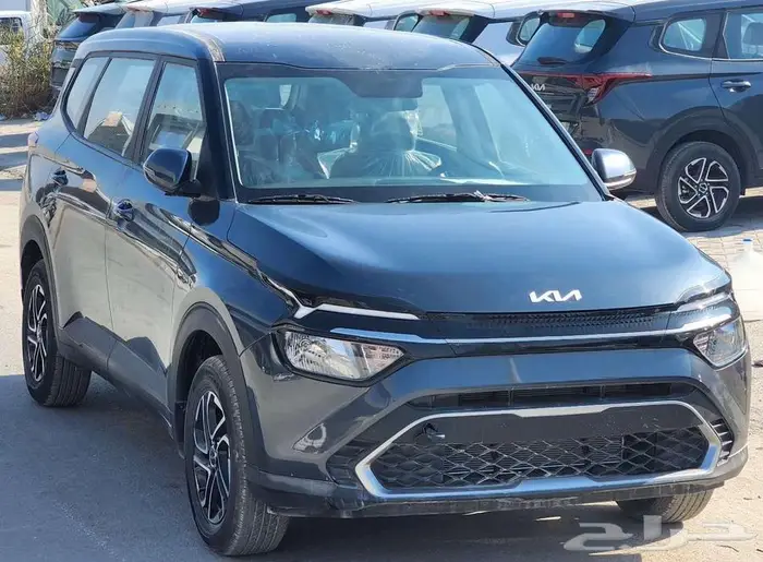 كيا كارينز ستاندر 2025 عروض وتخفيضات القيادة للسيارات 2