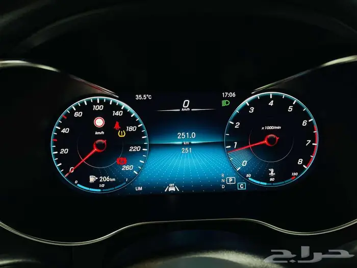 مرسيدس C180 كوبية 2022 32