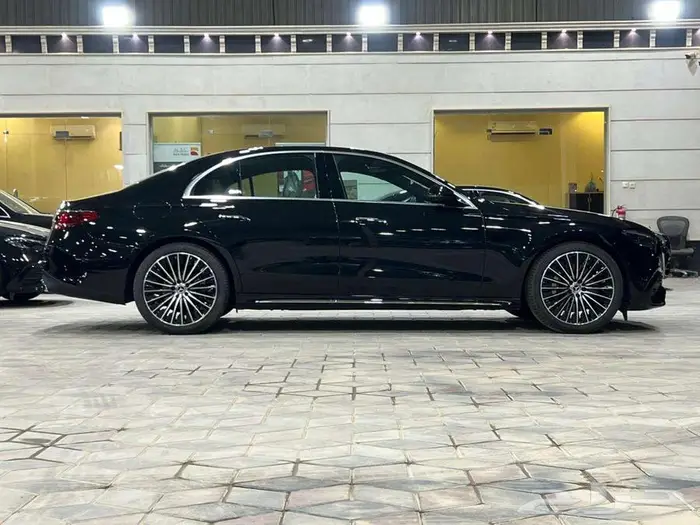 E200 AMG MODEL 2025 - اي 200 3شاشات (كاش - بنوك ) 5