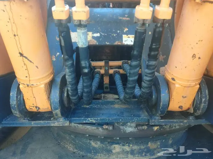 بوكلين حفار Hyundaiموديل Roblex220LC-9 Bللبيع 5