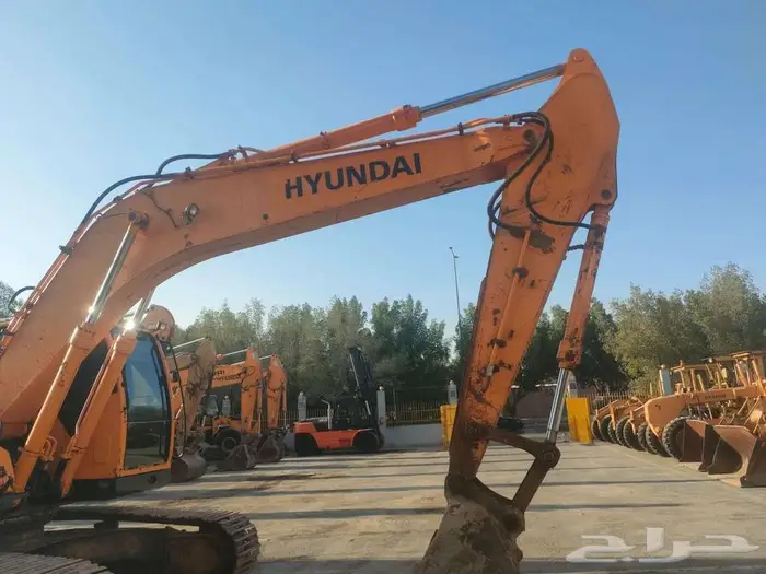 بوكلين حفار Hyundaiموديل Roblex220LC-9 Bللبيع 17
