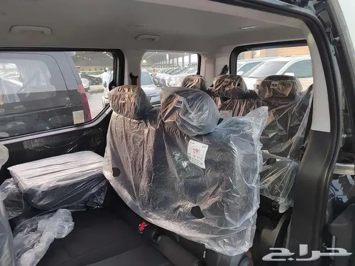 هونداي ستاريا 3.5 GL بنزين 9 ركاب 2026 10