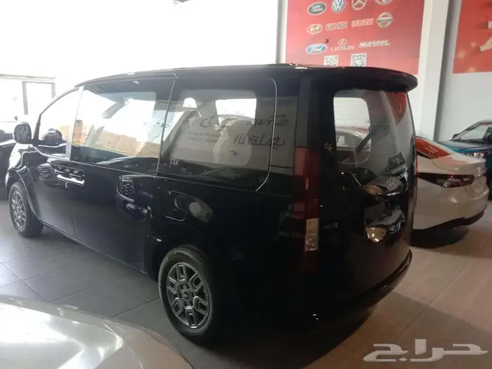 هونداي ستاريا 3.5 GL بنزين 9 ركاب 2026 19