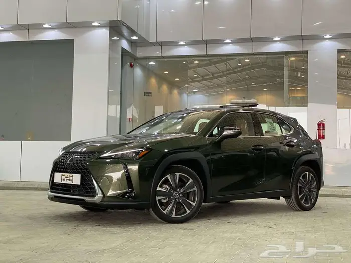 لكزس UX 300 H فل كامل هايبرد 2025 - رادار 6