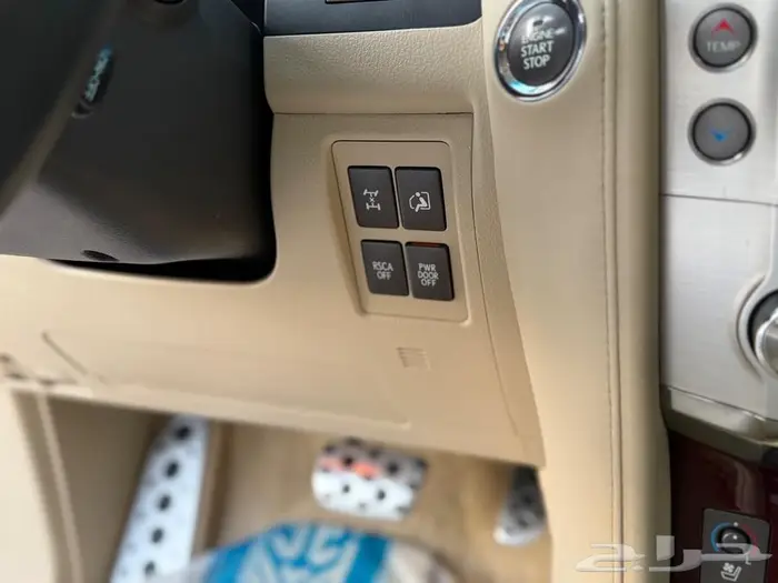 جيب لكزس 2015 نظيف ممشى قليل 16