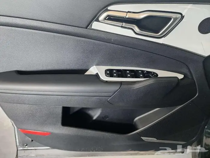 كيا سبورتاج 1.6 نص فل موديل 2025. 18