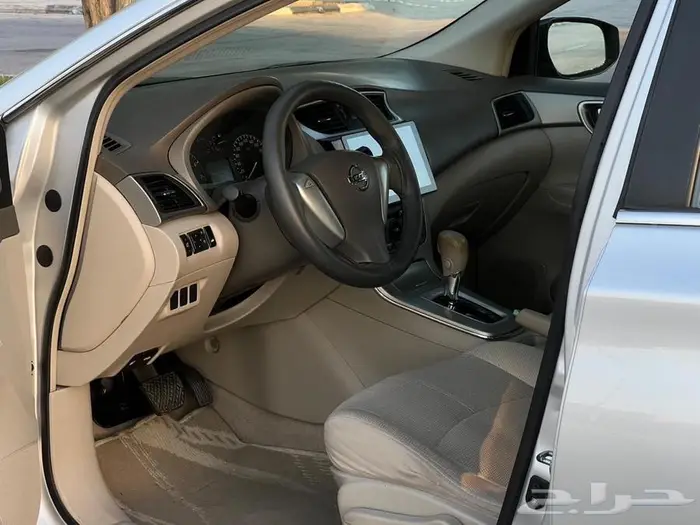 للبيع سنترا موديل 2014 1