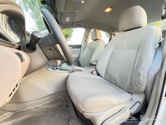 للبيع سنترا موديل 2014 4