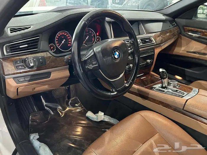 بي ام دبليو 730li موديل 2015 عداد 217 الف كم 7