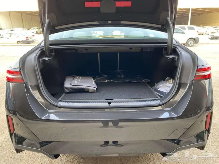 بي ام دبليو الفئه 520I ام كت 2026 استلام فورى 18