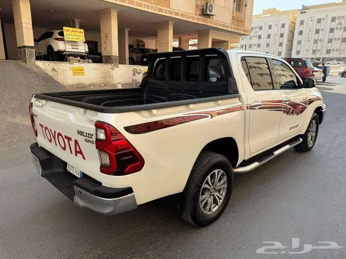 هايلوكس 2016قير اتوماتيك فل كامل سعودي نضيف 17