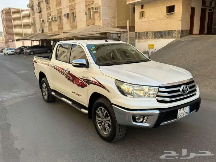 هايلوكس 2016قير اتوماتيك فل كامل سعودي نضيف 19