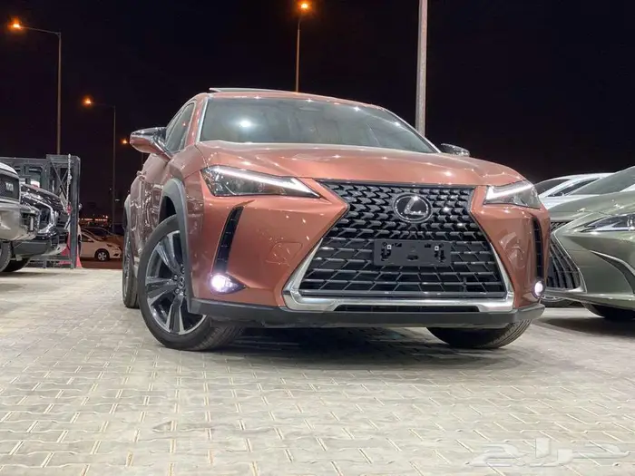 لكزس UX 300 H فل كامل هايبرد 2024 - أقل سعر 7