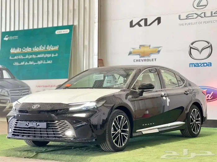 تويوتا كامرى جراندى بنزين 2025 8