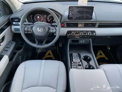 عرض خاص وحصري هوندا بايلوت EX 2025 للكاش والاقساط index