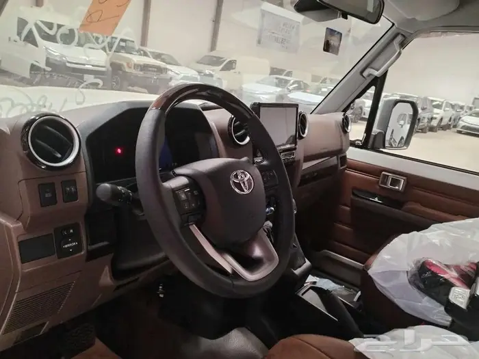 بكب غمارة شاص سوبر ديلوكس 4.0 بنزين اتوماتيك (أبيض  2025) 4