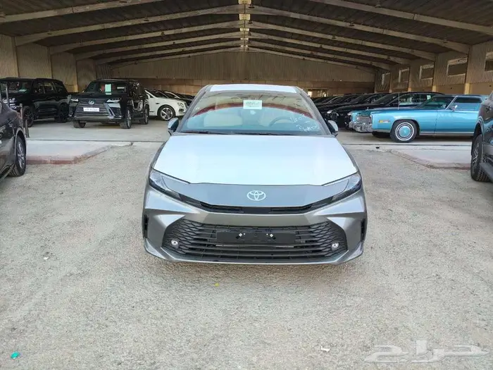 كامري استندر بنزين 2025 عبداللطيف صادر لوحات 1