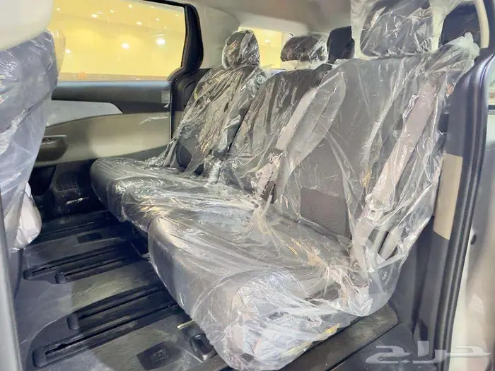 كيا كارنفال GL 2025 رفاهية مطلقة وأداء مميز 11