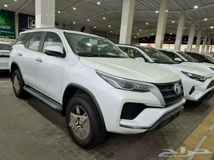 تويوتا فورتشينر GX2 دبل بنزين م 2025 - سعودي 4