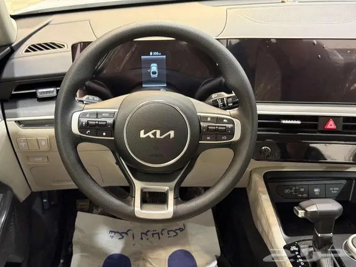بقسط يبدأ من 1656 ريال احصل على كيا K5 استاندر مطور 2025 4