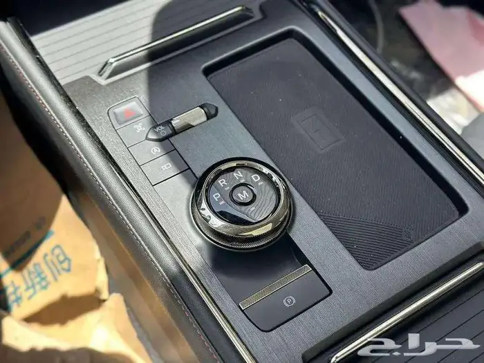 فورد تورس 2025 تيتانيوم 14