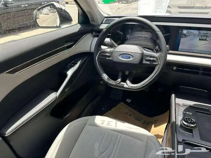 فورد تورس 2025 تيتانيوم 9