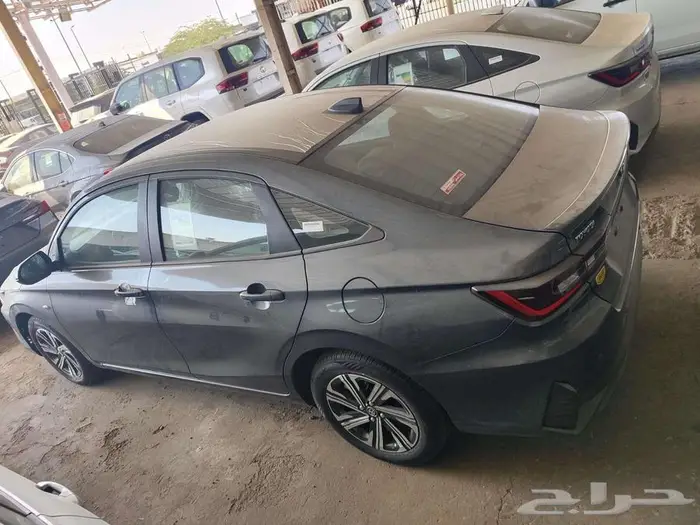 تويوتا يارس واي بلص 2026 بسعر مميز 8