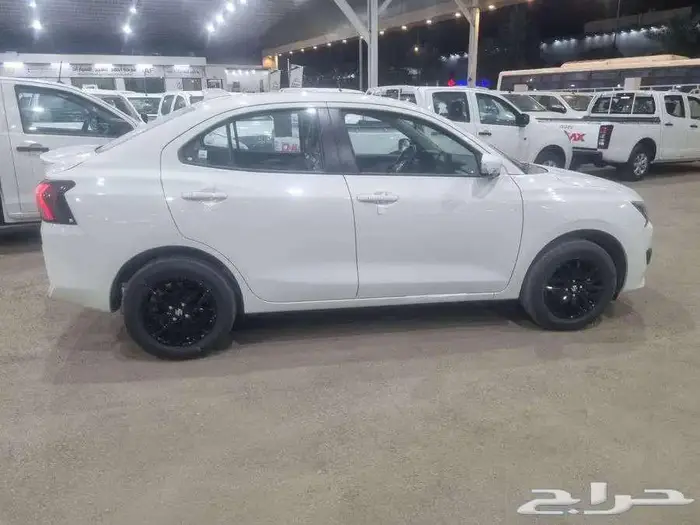 سوزوكي ديزاير 2026 ستاندر اقل سعر 20