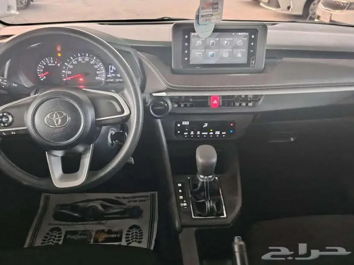 تويوتا يارس2023 18