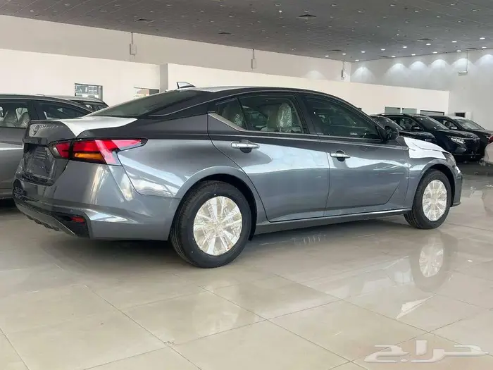 نيسان التيما ستاندر بنزين 2025 - متوفر اقساط و كاش 3