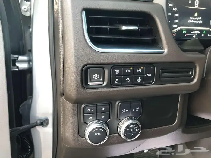 يوكن SLT فل 2024 دبل ممشي قليل 42 ألف بدي وكالة مخزن 49