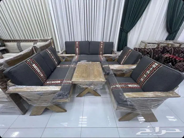 خبراء فن المراجيح والجلسات الحديدية والالعاب البلاستكية 23