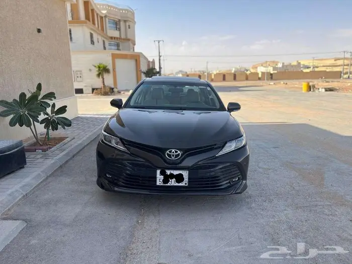 تويوتا كامري 2018 بنزين بصمه فتحة سقف فل كامل glxماشي 365000 3