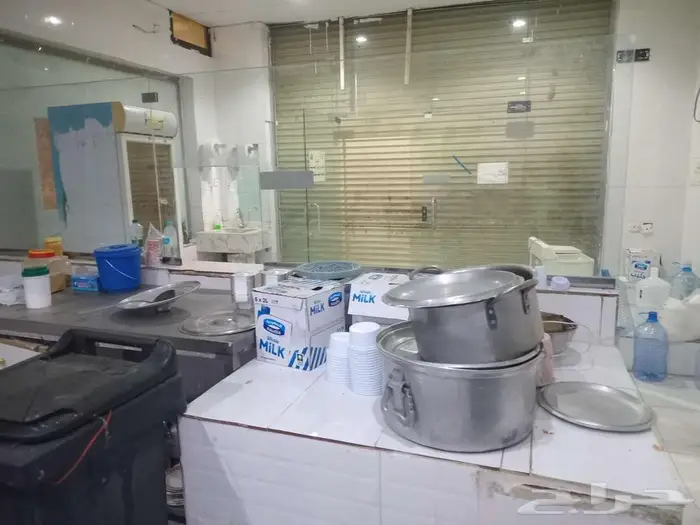 اغراض مطعم باكستاني 0