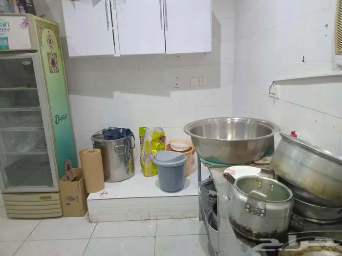 اغراض مطعم باكستاني 8