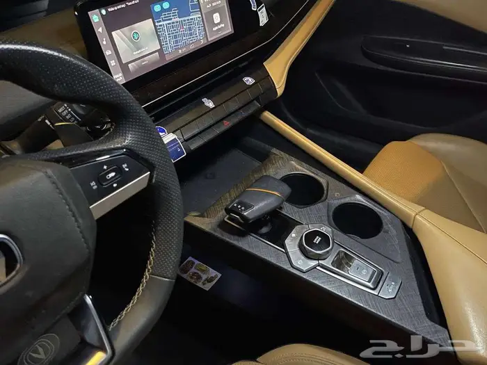 شانجان Uni - V 2023 مصدوم 12