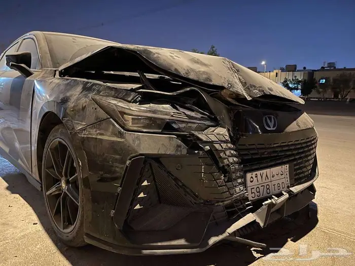 شانجان Uni - V 2023 مصدوم 7