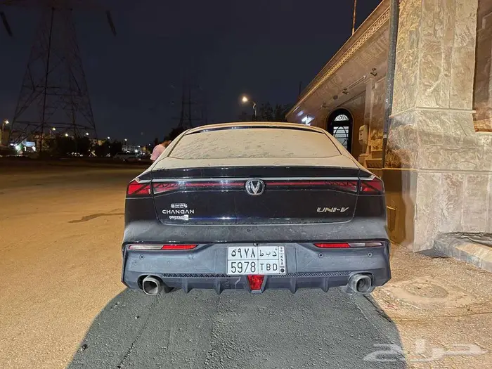 شانجان Uni - V 2023 مصدوم 4